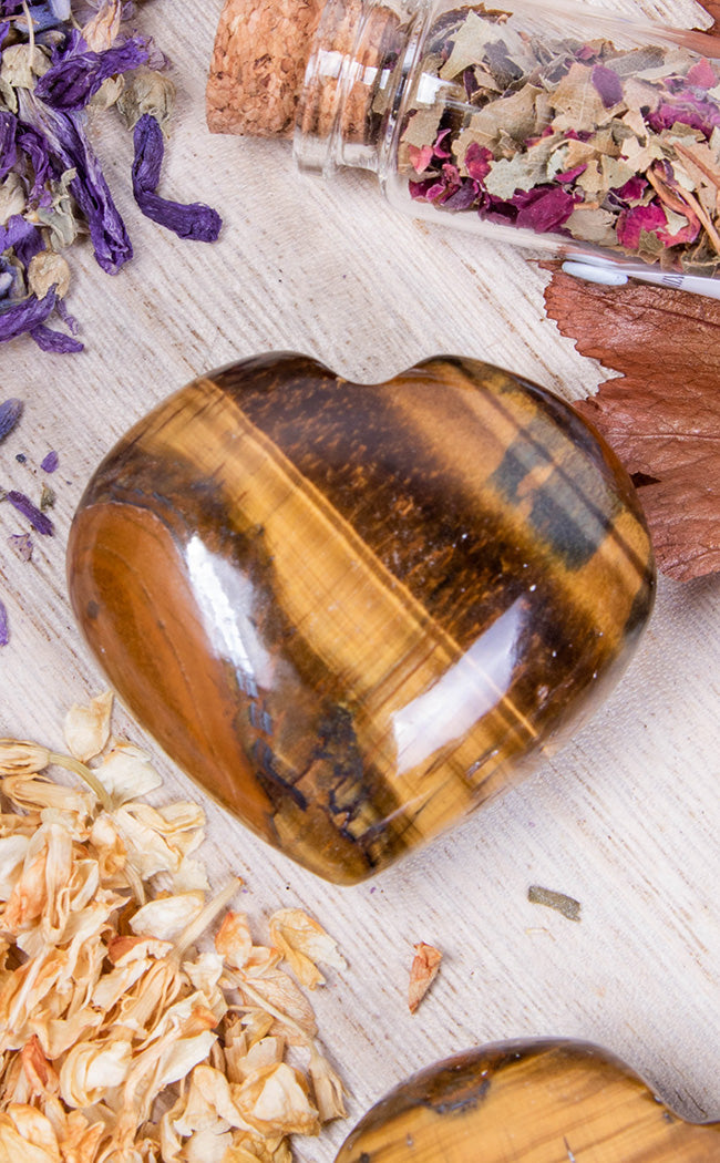 Tigers eye deals heart shaped stone