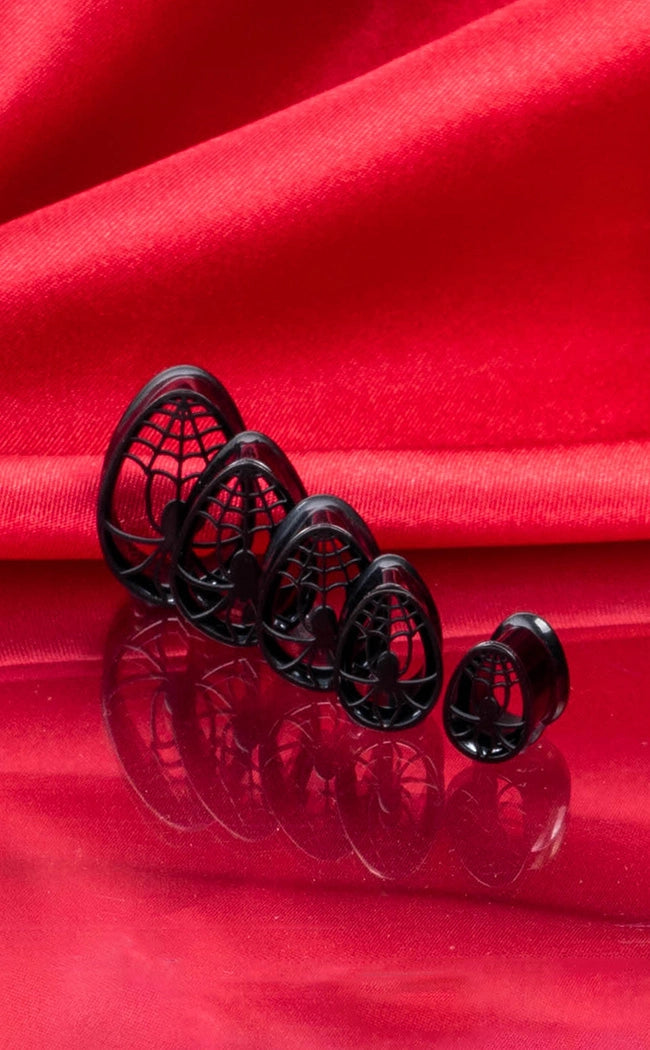 Ensnared Black Plated Spider Tunnels | Gothic Stretchers & Tunnels