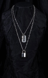 Darkfever Necklace Set