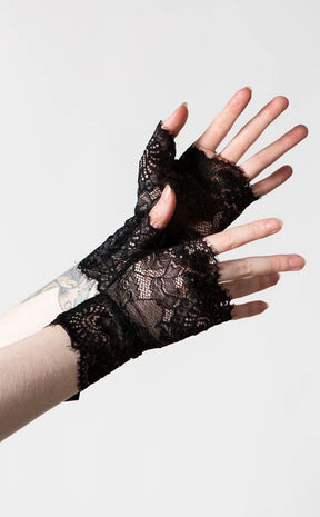 Embrace the Night Lace Gloves | Black-Killstar-Tragic Beautiful