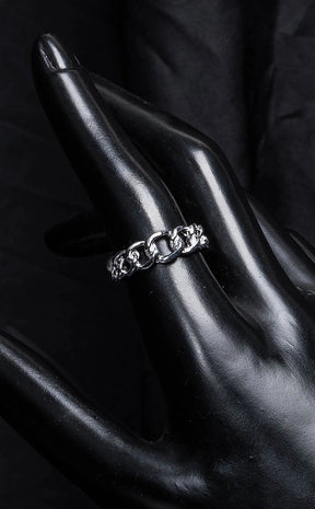 Entwined Chain Link Ring