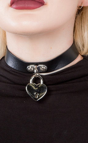 Lovin' Me Lovin' You Choker-Cold Black Heart-Tragic Beautiful