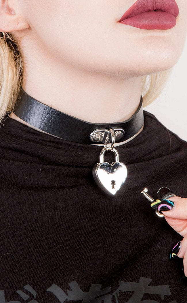 Lovin' Me Lovin' You Choker-Cold Black Heart-Tragic Beautiful