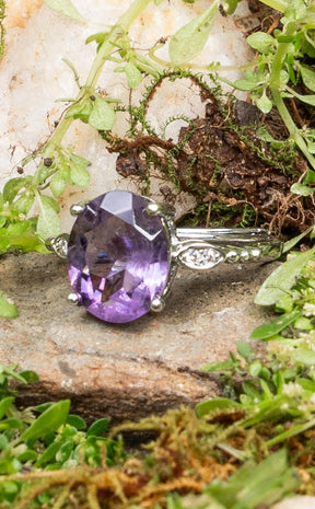 Nympheas Faceted Cut Amethyst Ring