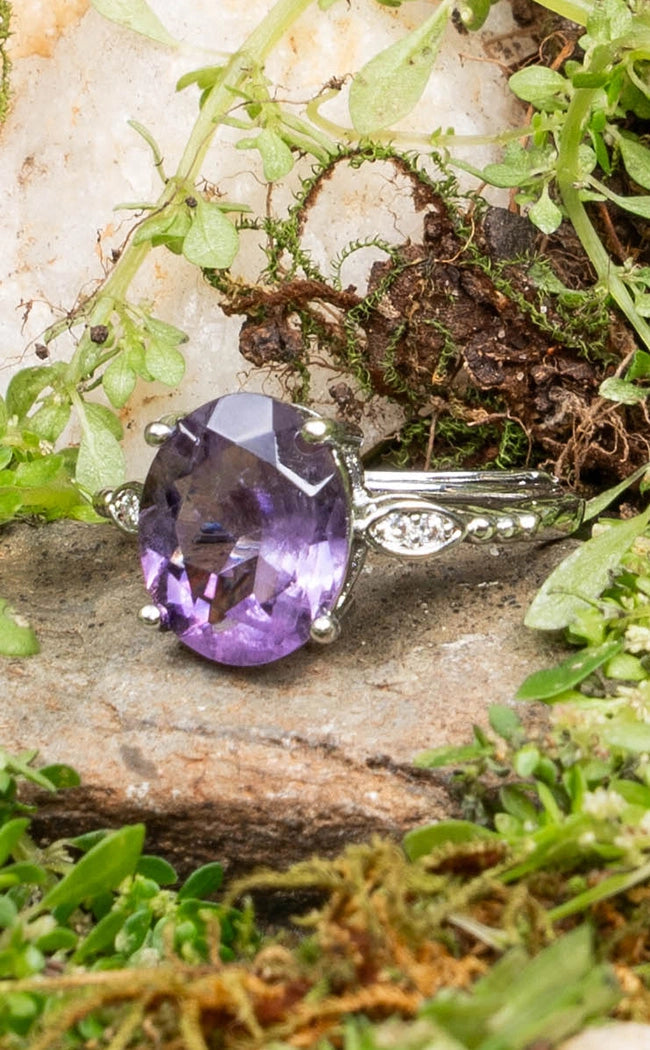 Nympheas Faceted Cut Amethyst Ring