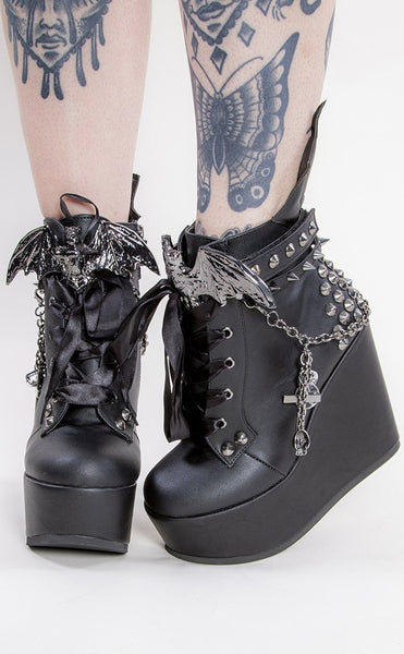 Demonia wedge sale boots